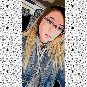 Meet your Posher, Danika